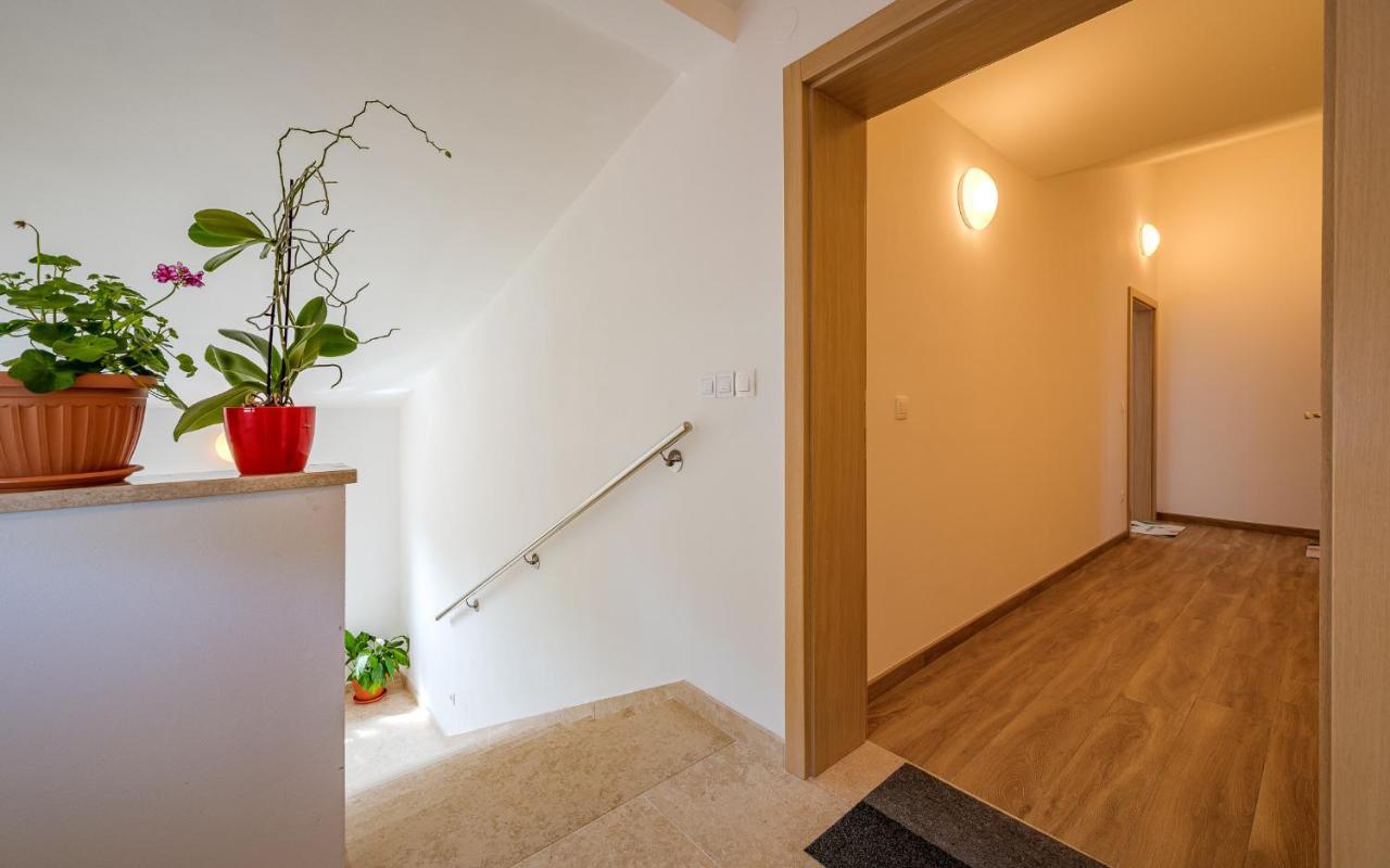 Apartments Nelle Pula Zewnętrze zdjęcie