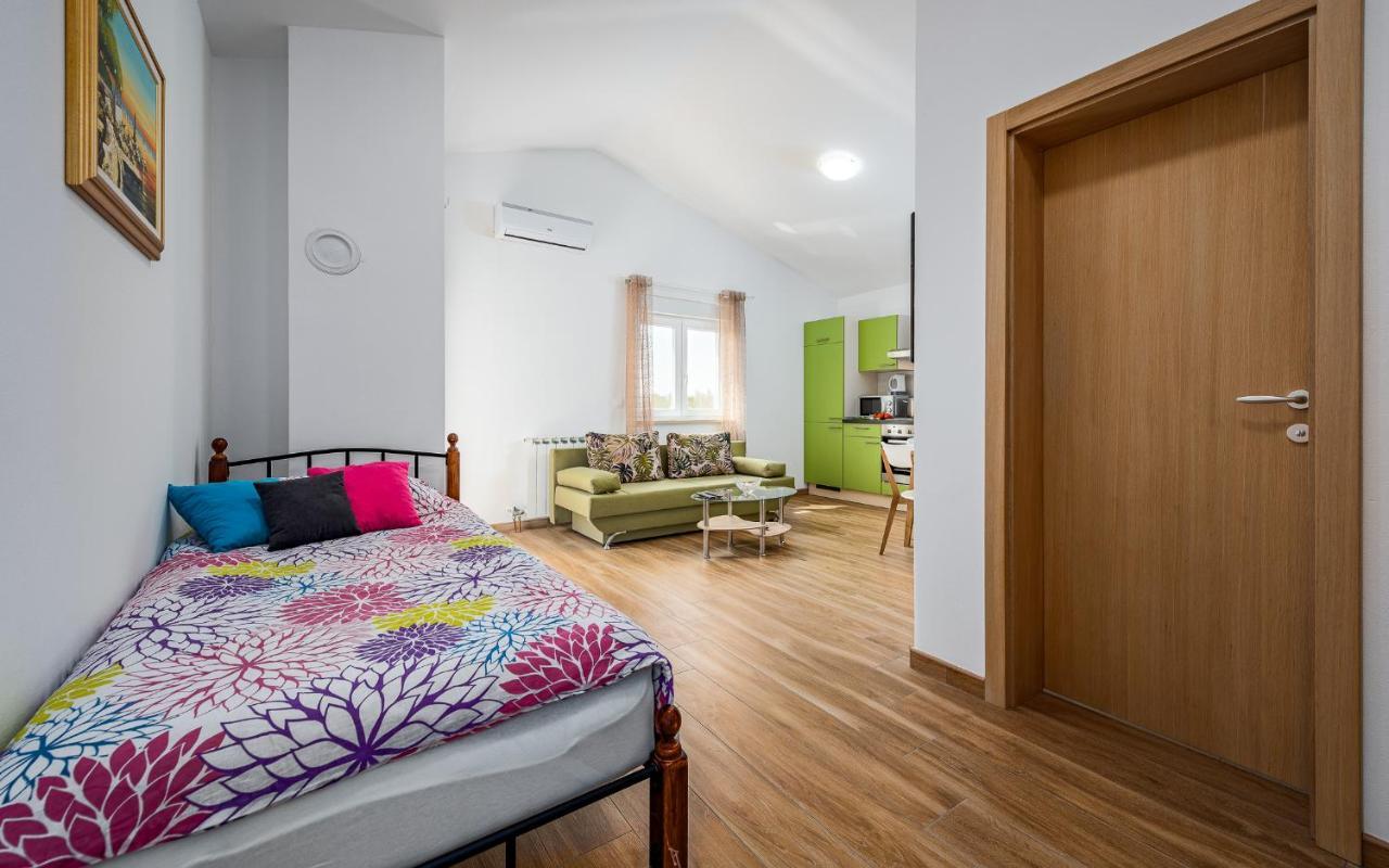 Apartments Nelle Pula Zewnętrze zdjęcie