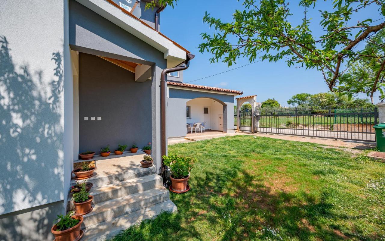 Apartments Nelle Pula Zewnętrze zdjęcie